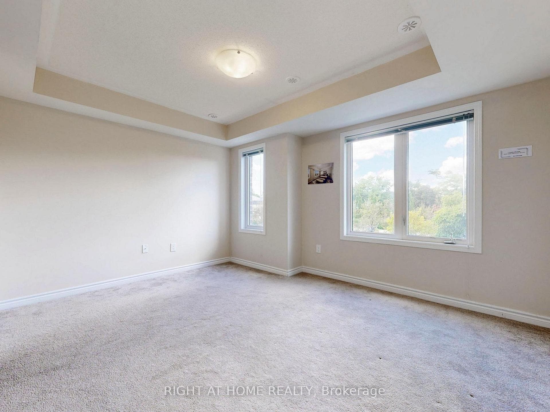 25 Heron Park Place Unit 4 photo 20