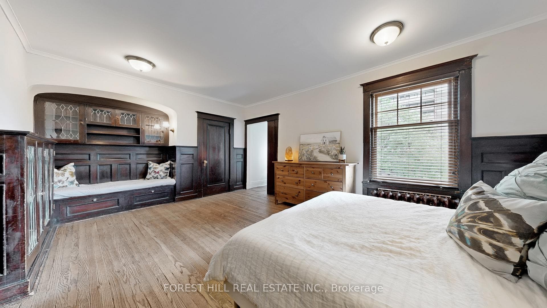 56 Triller Avenue photo 20