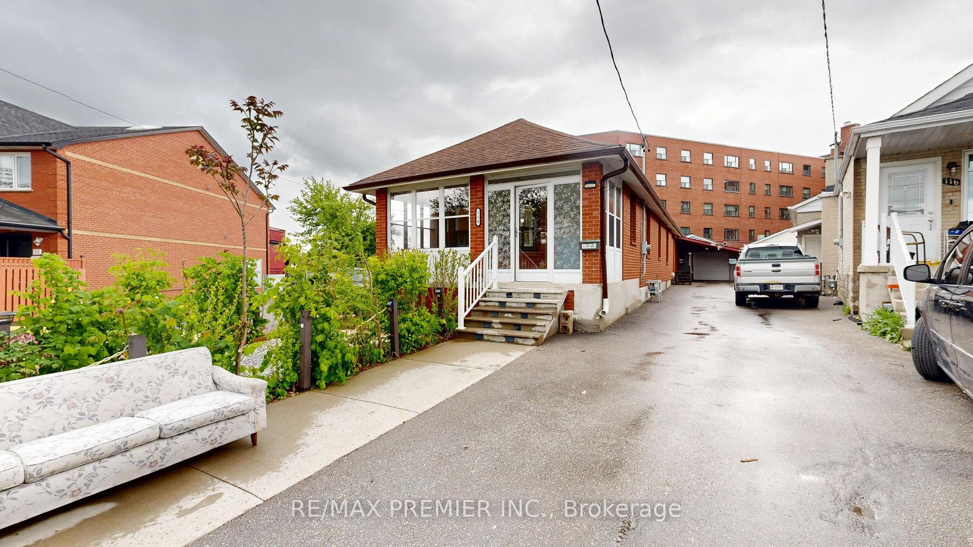 114 Branstone Road photo 4