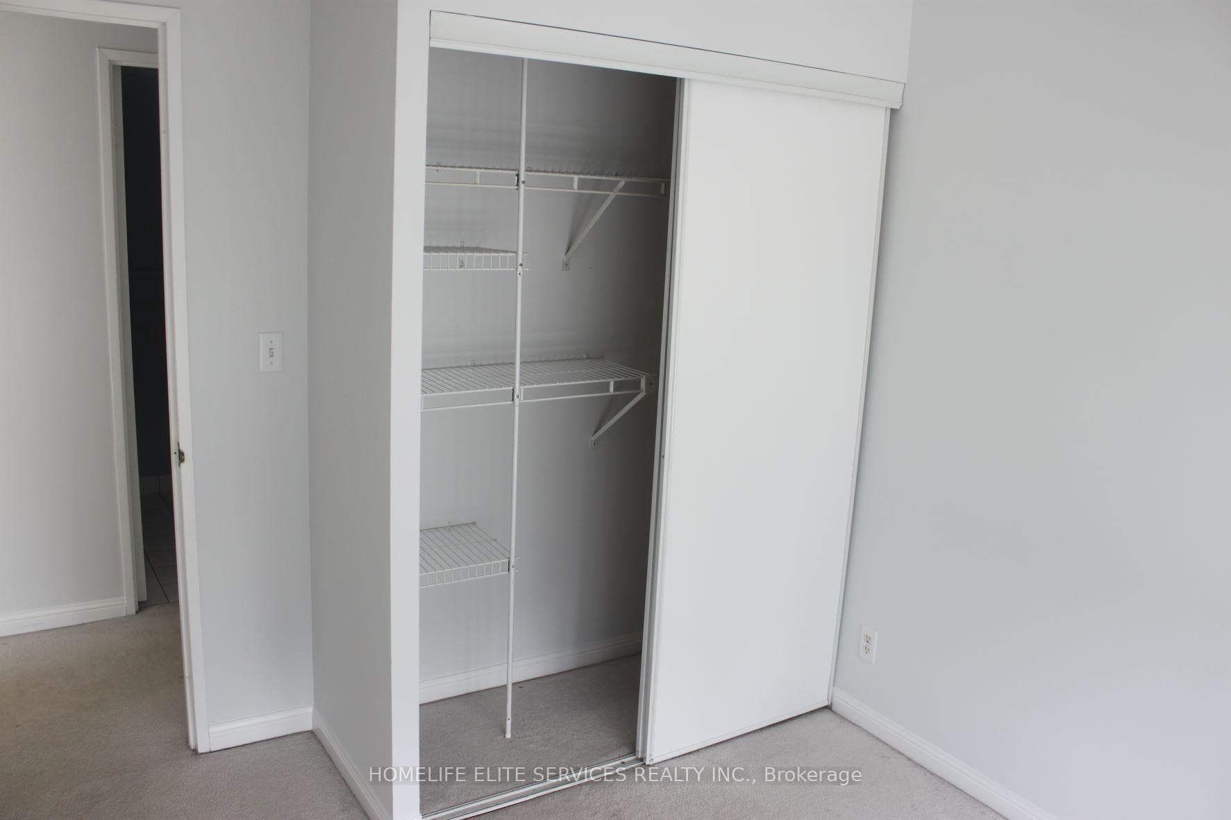 11 Lee Centre Drive Unit 1615 photo 11