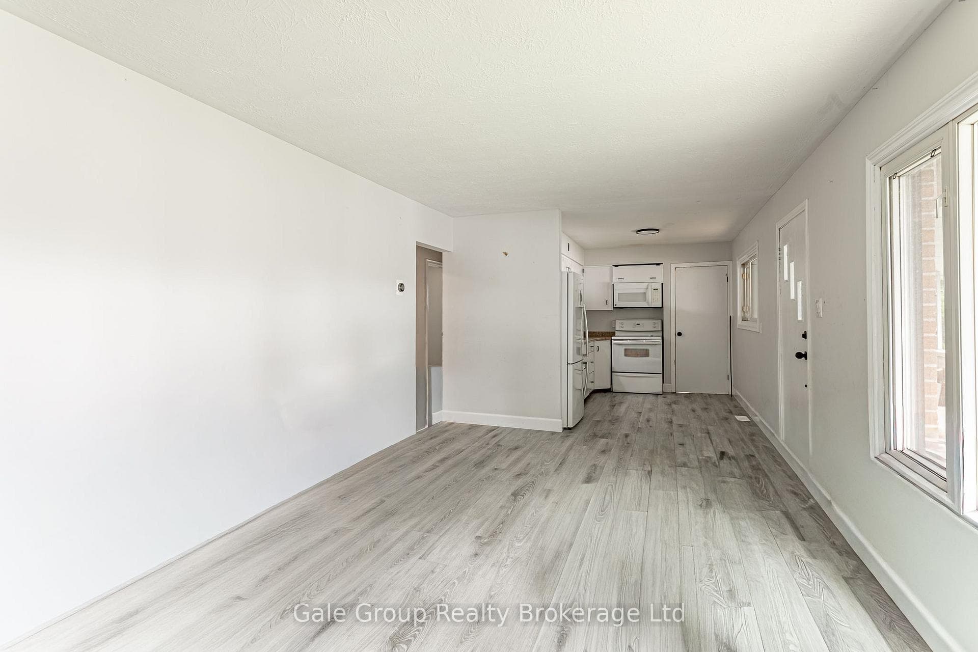 32A Glendale Drive photo 12