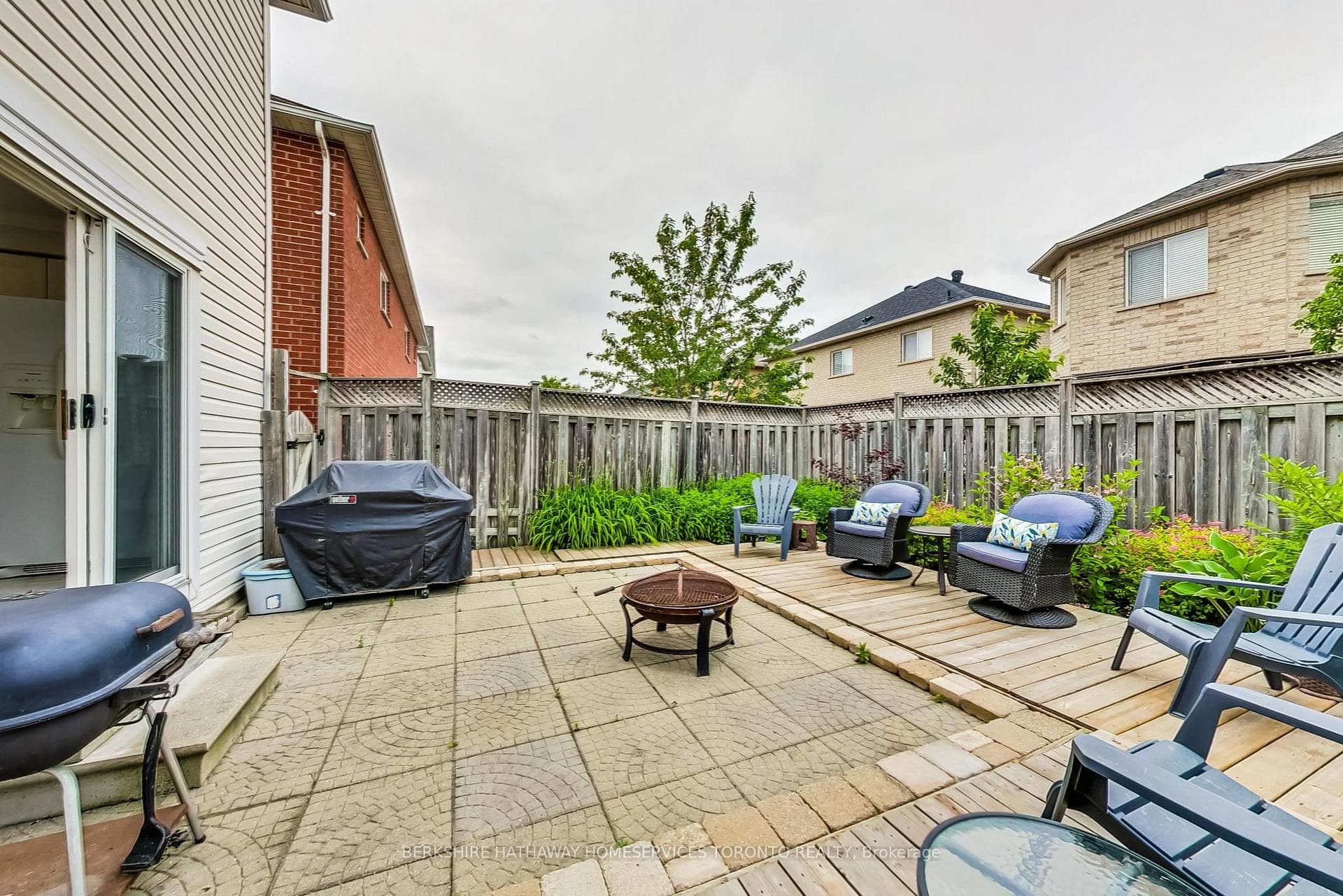 51 Fordwich Boulevard photo 28