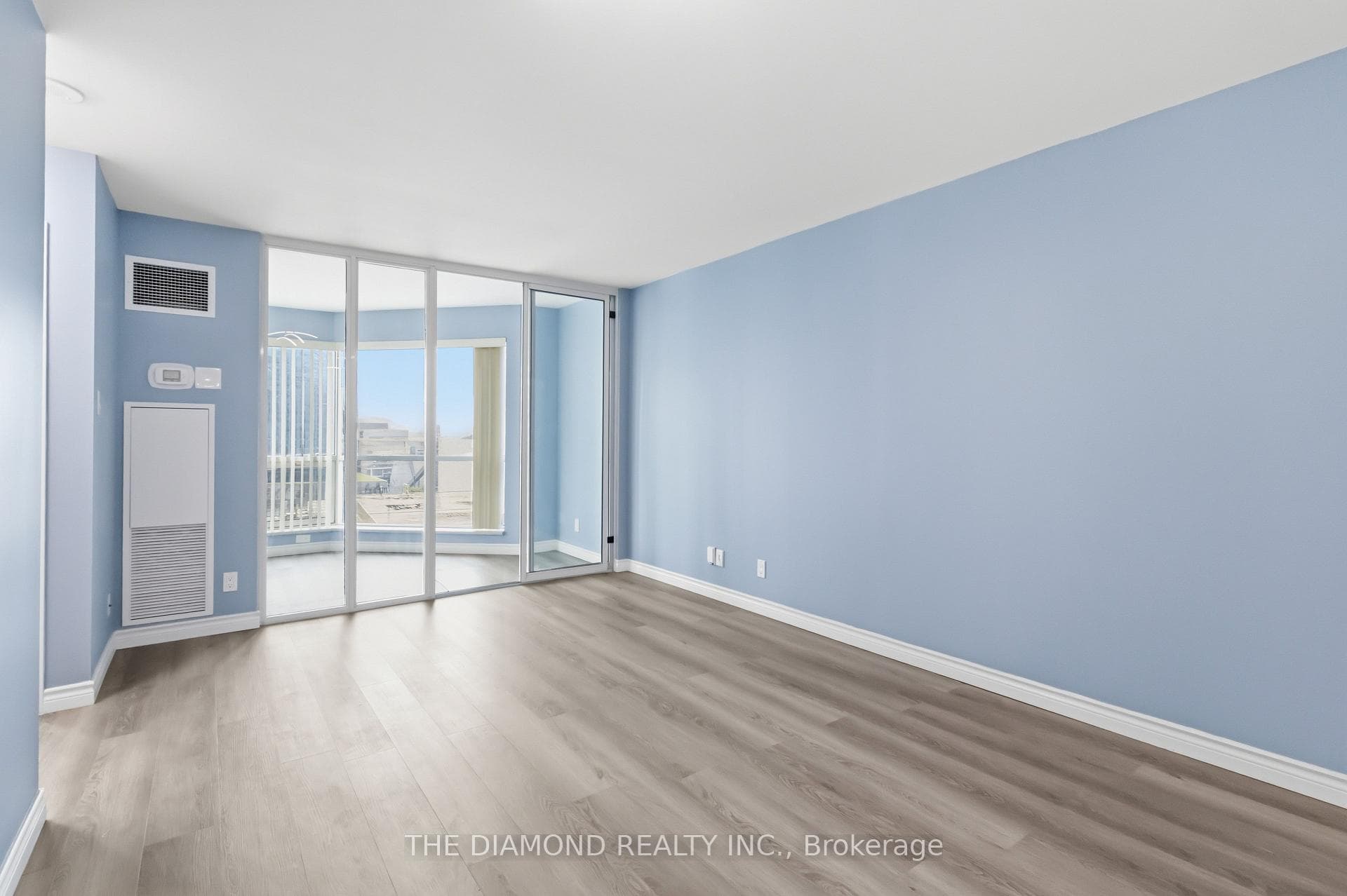 10 Yonge Street Unit 1708 photo 6