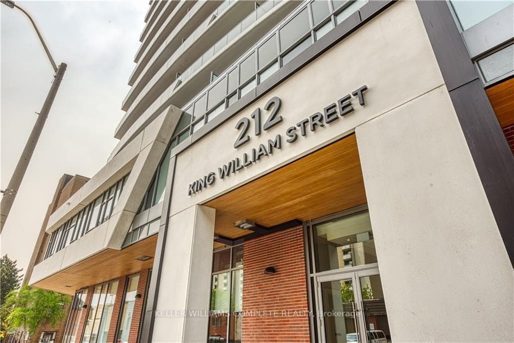 212 King William Street Unit 807 photo 2
