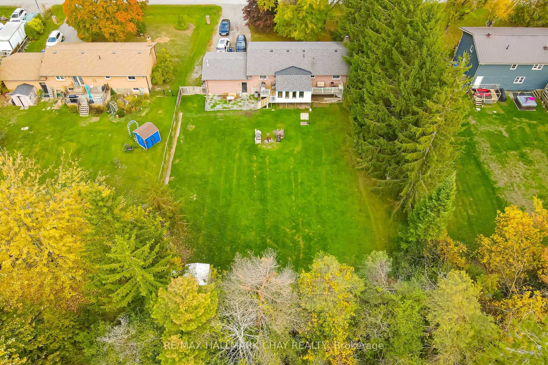 20 Howard Avenue photo 1