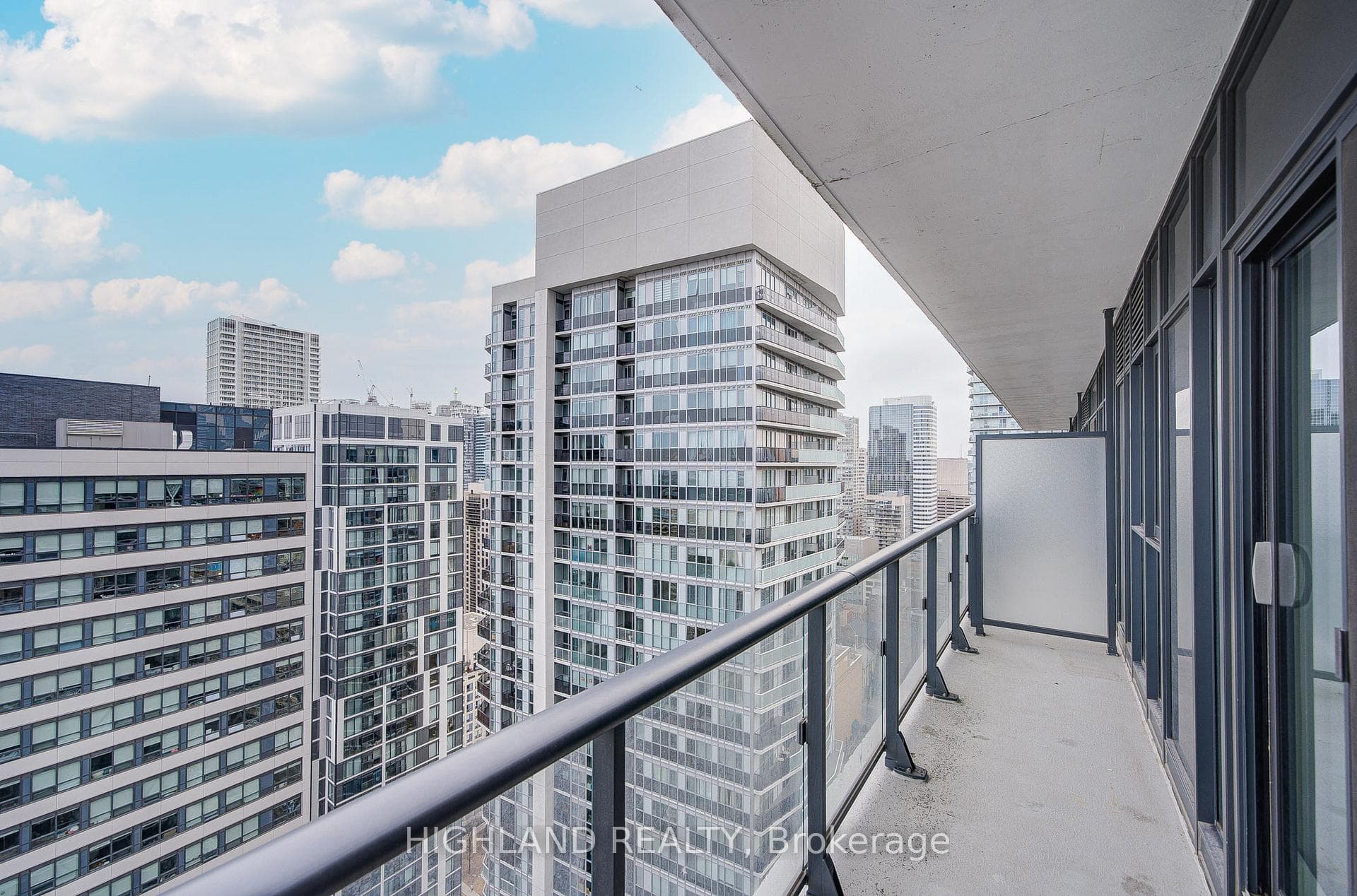 159 Dundas Street Unit 3004 photo 24
