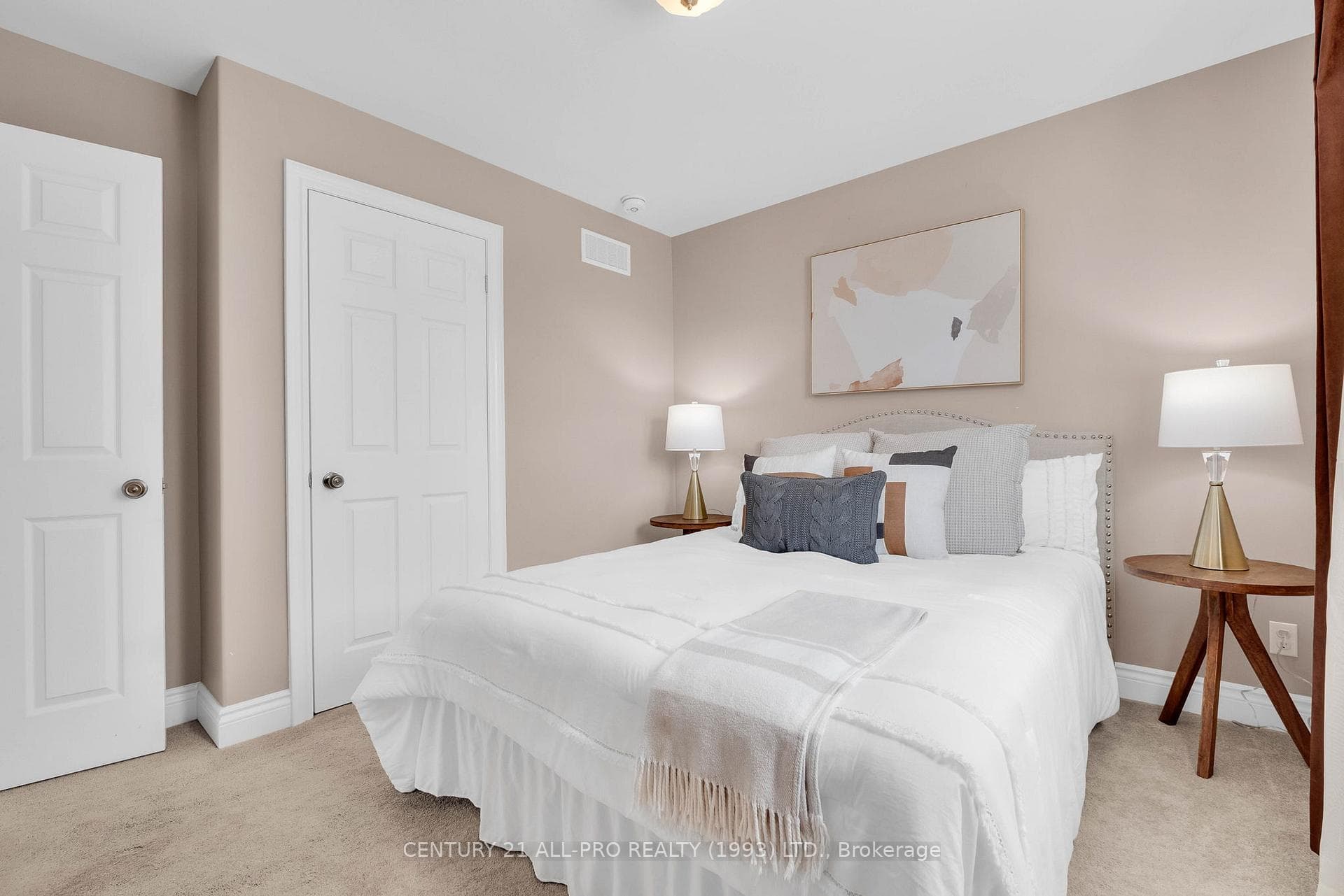 41 George Court photo 36