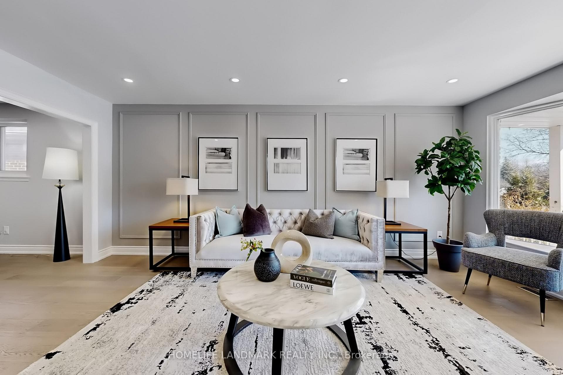 38 Pebblehill Square photo 6