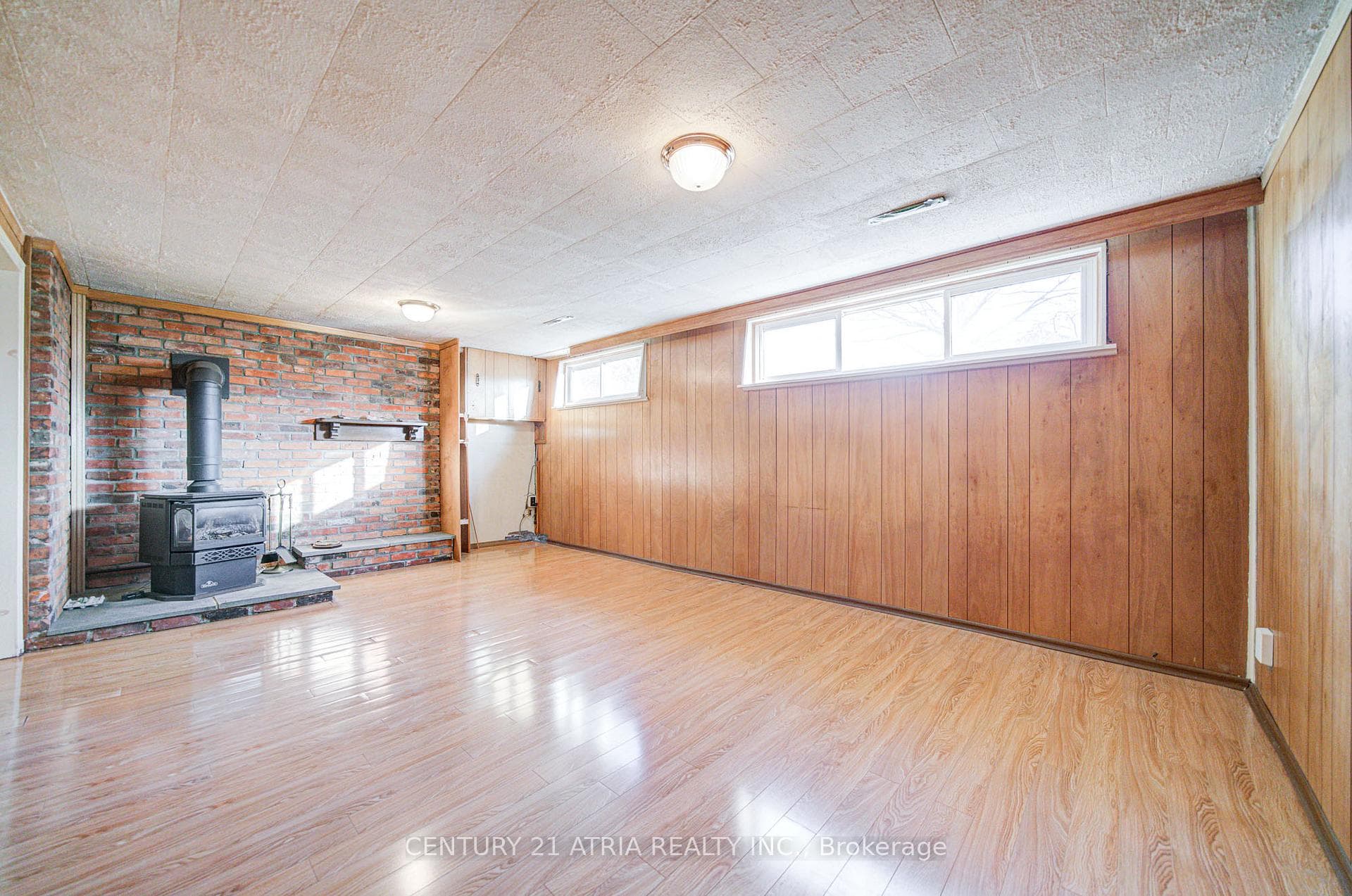 331 Elmwood Avenue photo 34