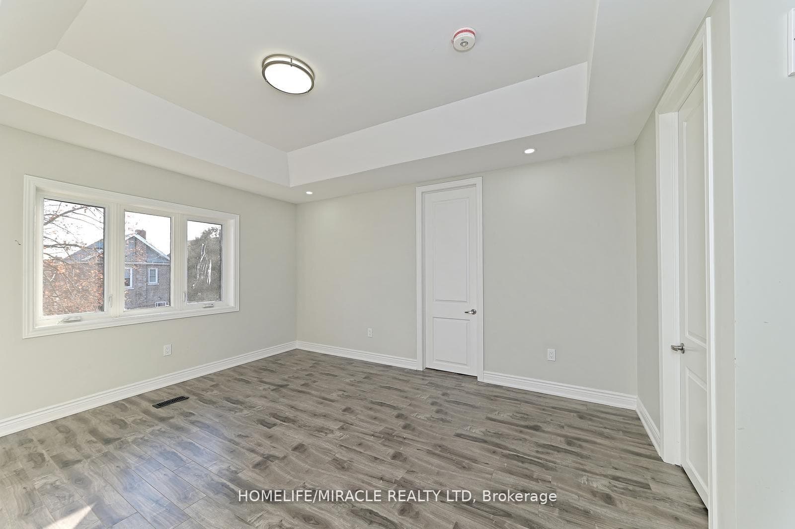 27 Craydon Avenue photo 21
