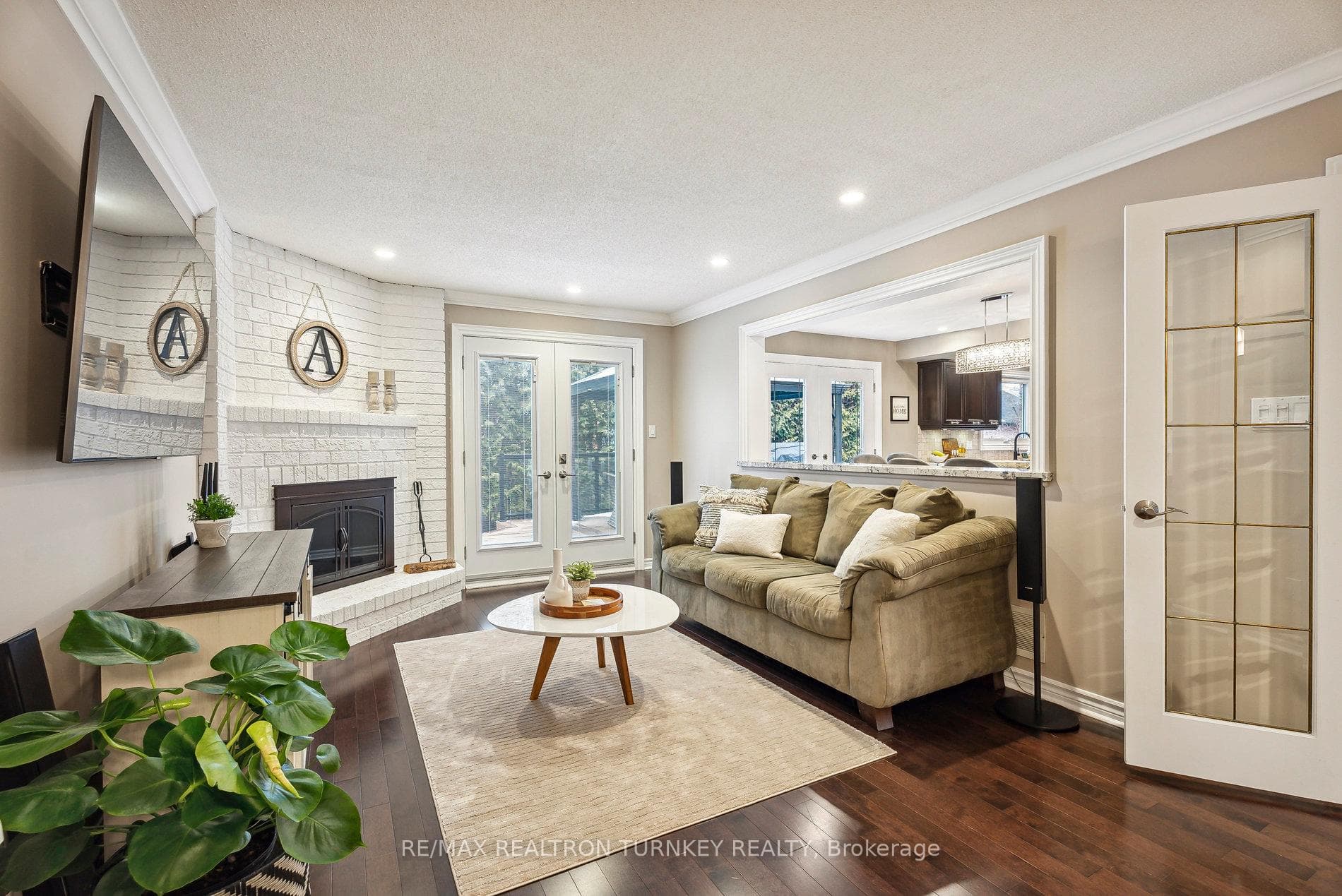 Hardwood Floors in Family Rm