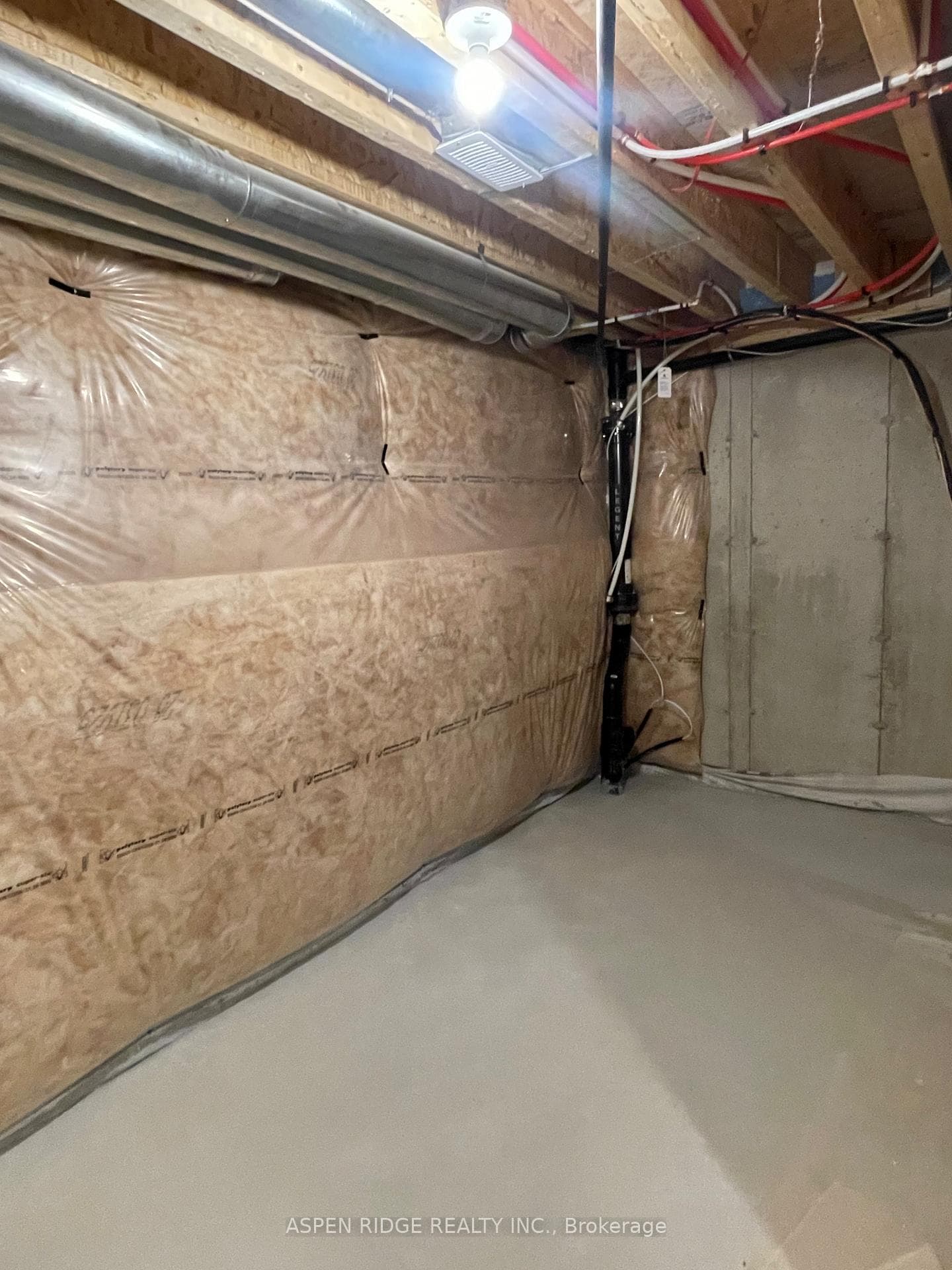 535 Vine Cliff Boulevard photo 11