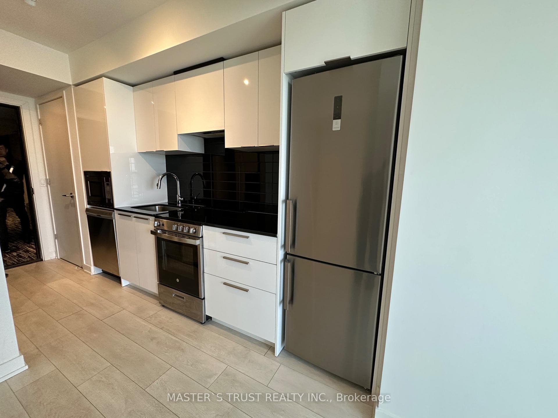 501 YONGE Street Unit 4904 photo 2