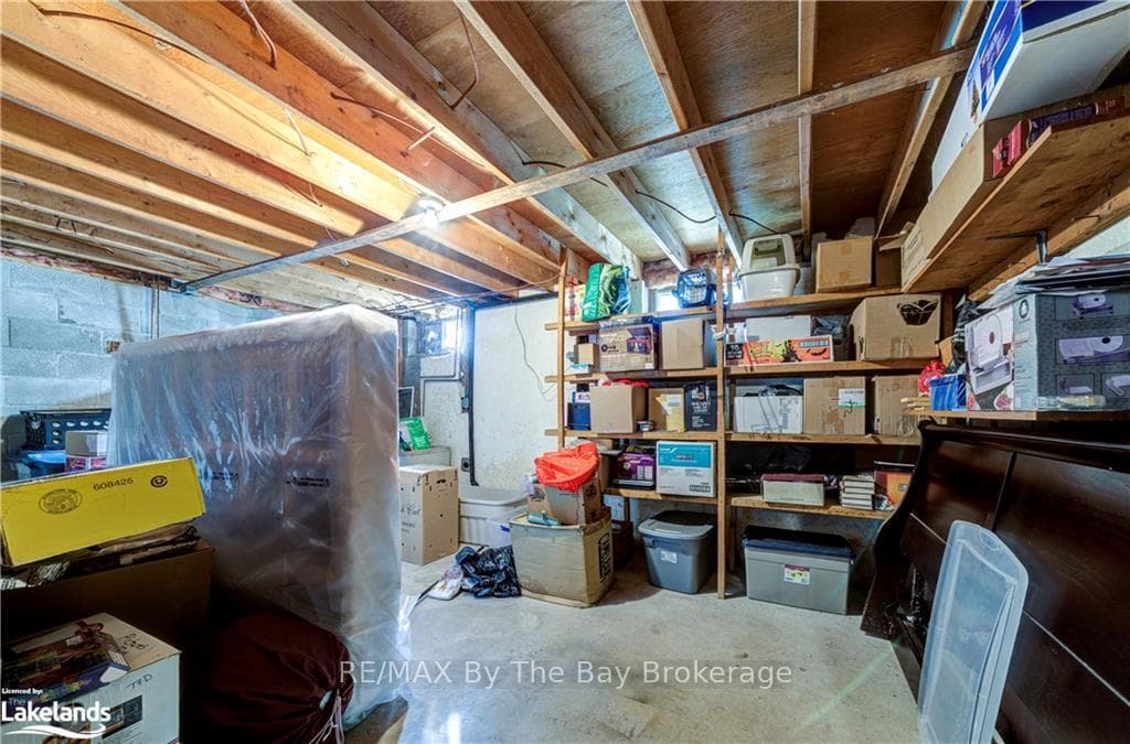 69 GIBBARD Crescent photo 21