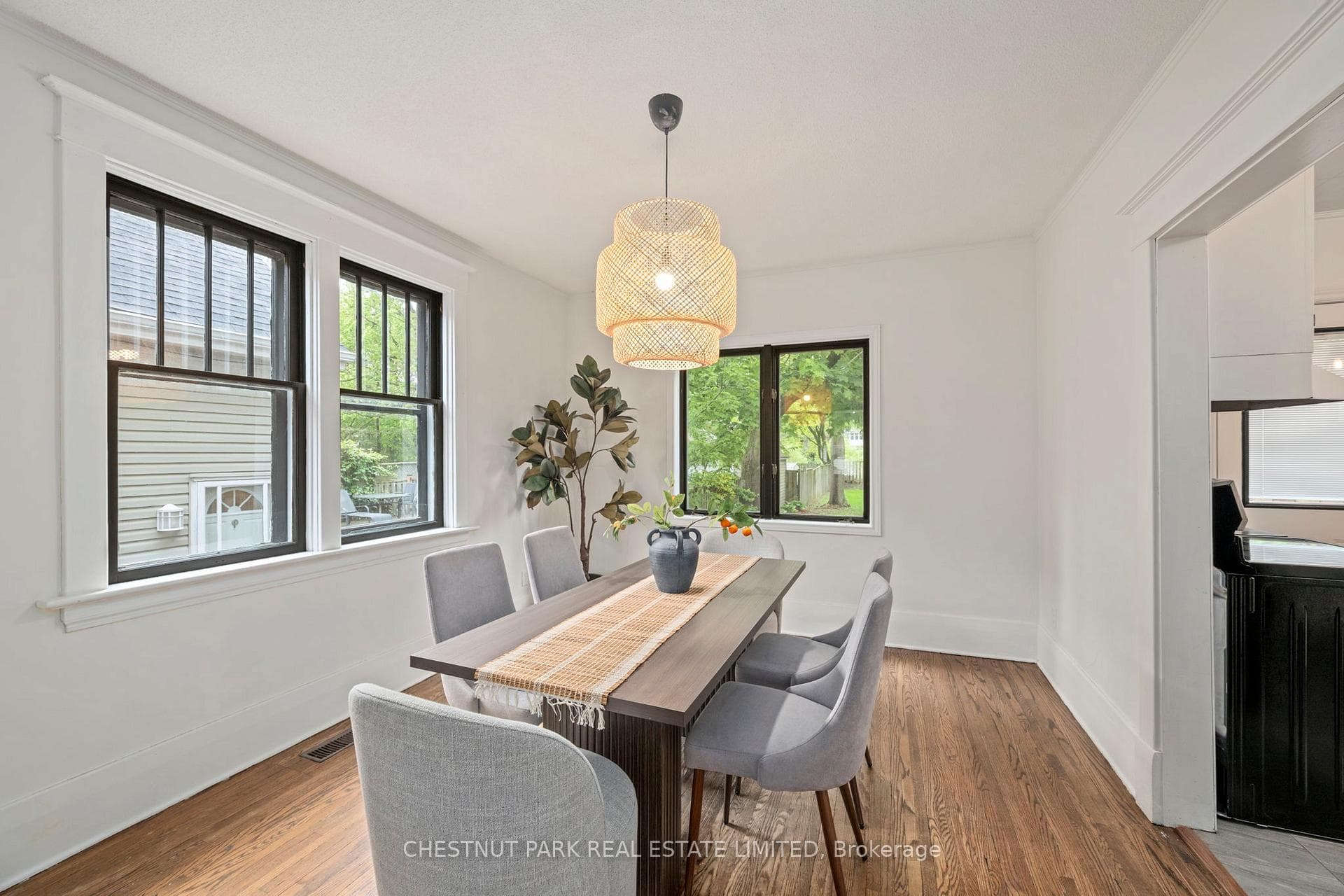94 Briscoe Street photo 7
