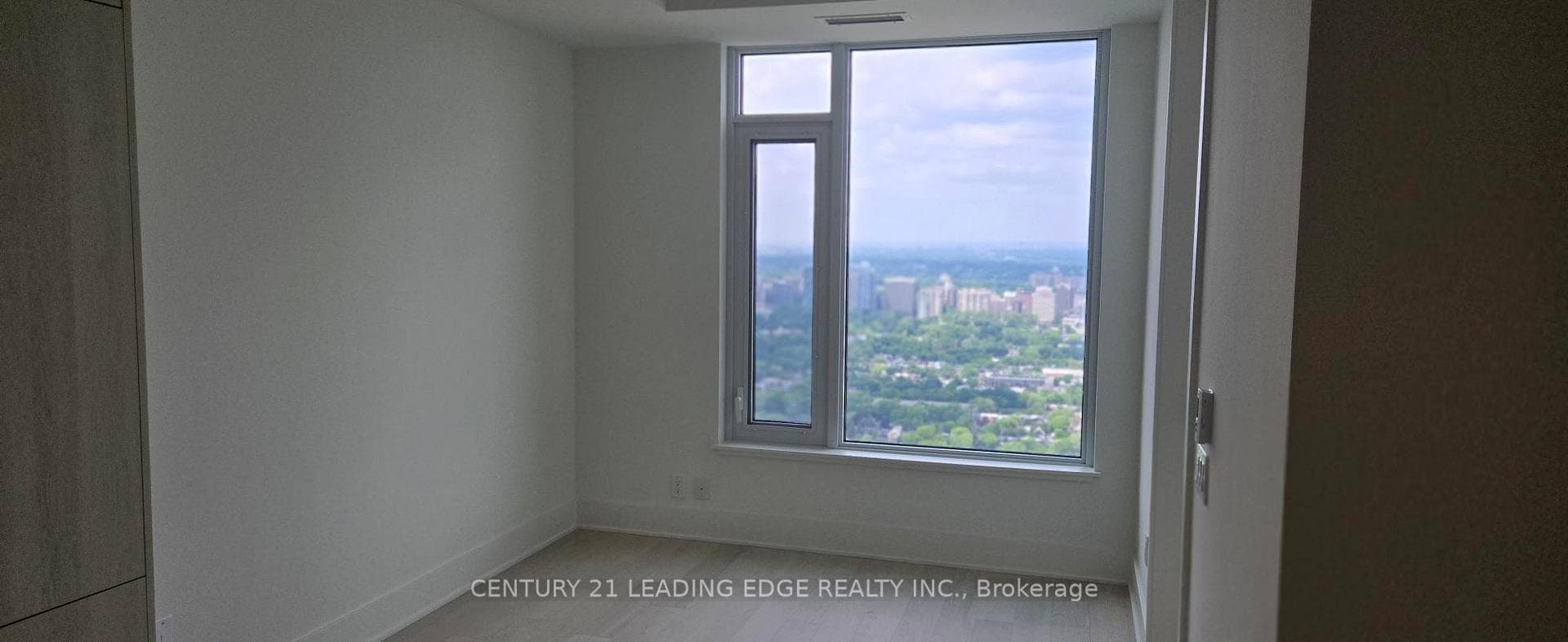 11 Yorkville Avenue Unit 5103 photo 11