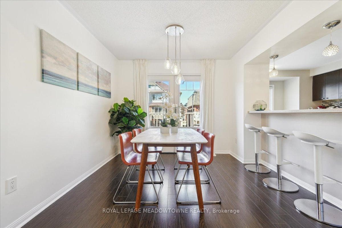 228 Septimus Heights photo 17