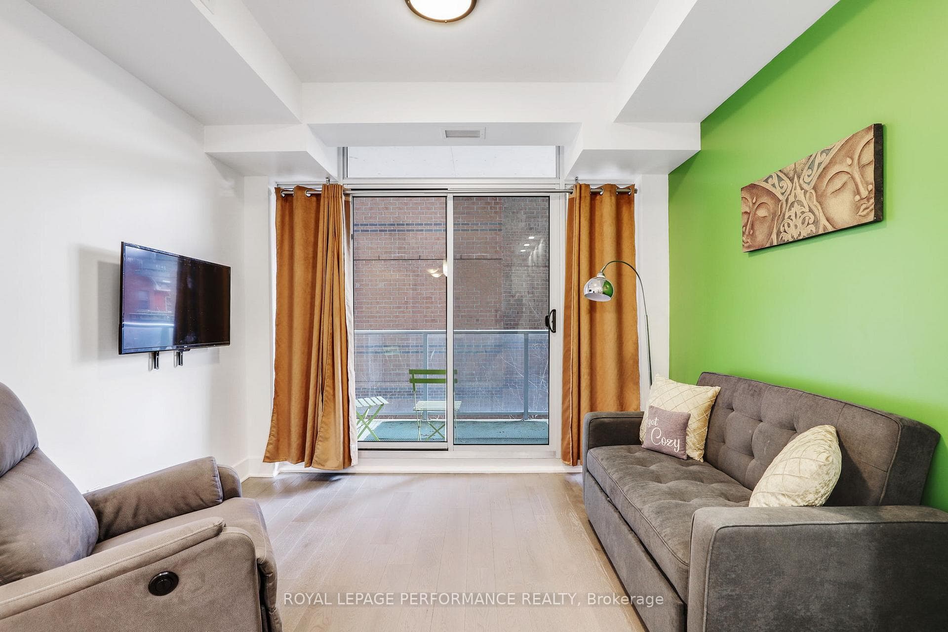 255 BAY Street Unit 207 photo 10