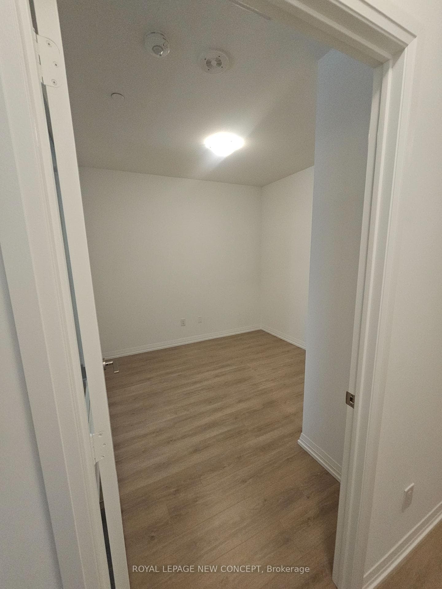 8 Widmer Street Unit 515 photo 9