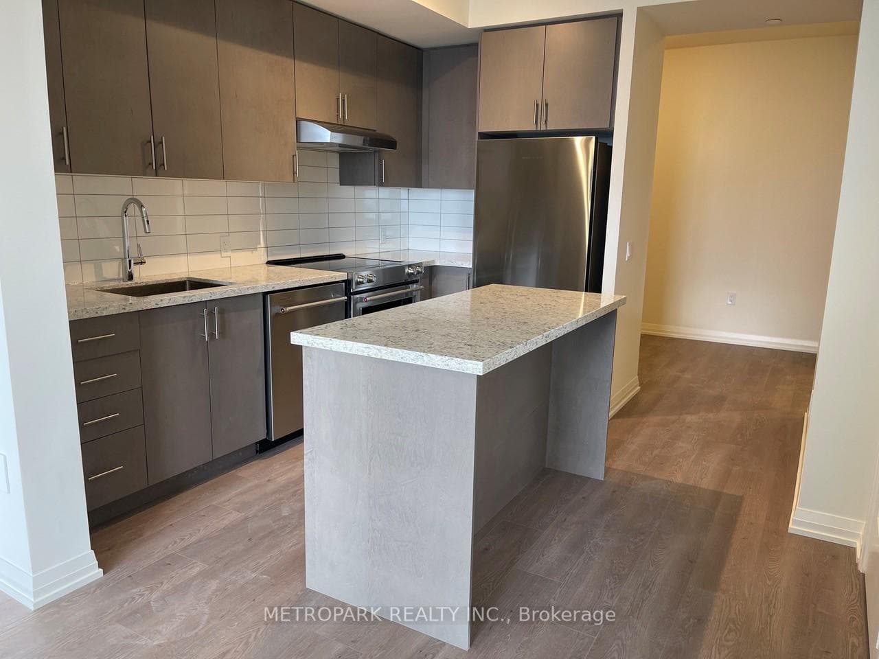 9000 Jane Street Unit 1506 photo 8