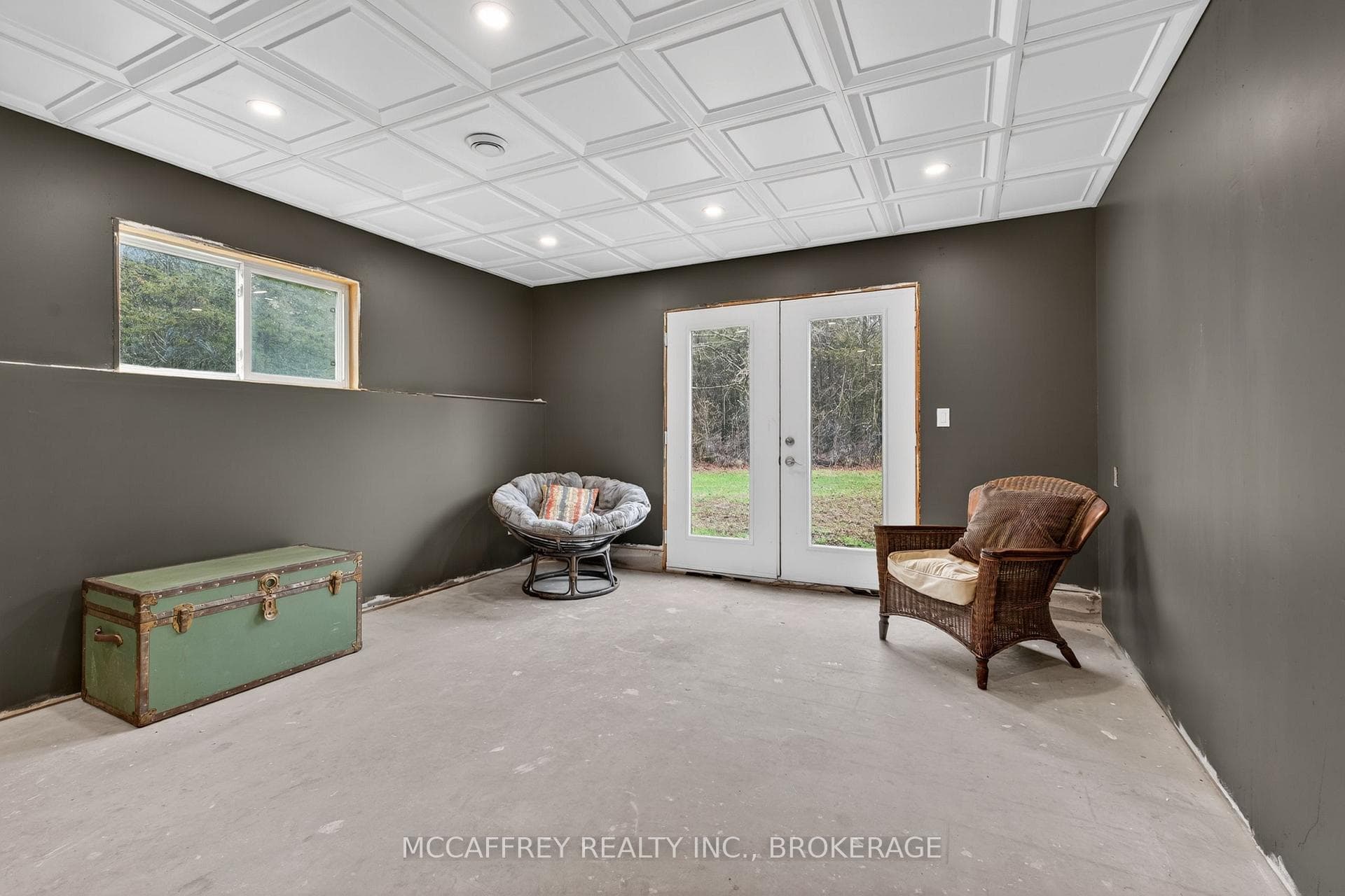 280 DENRIDGE Road photo 32
