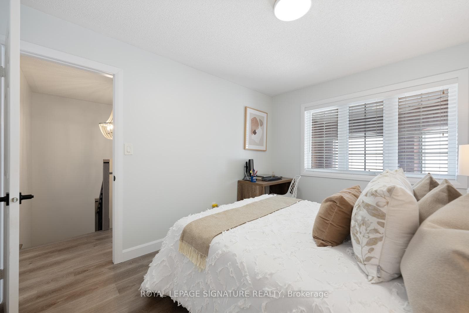 3 Blackthorn Drive photo 32