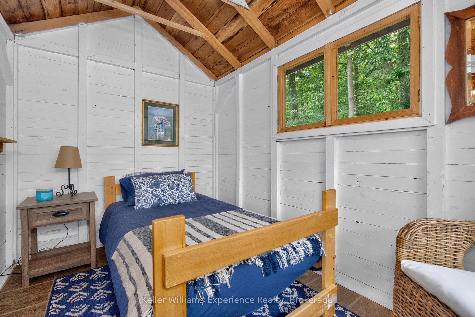 Main Cottage Bedroom #1