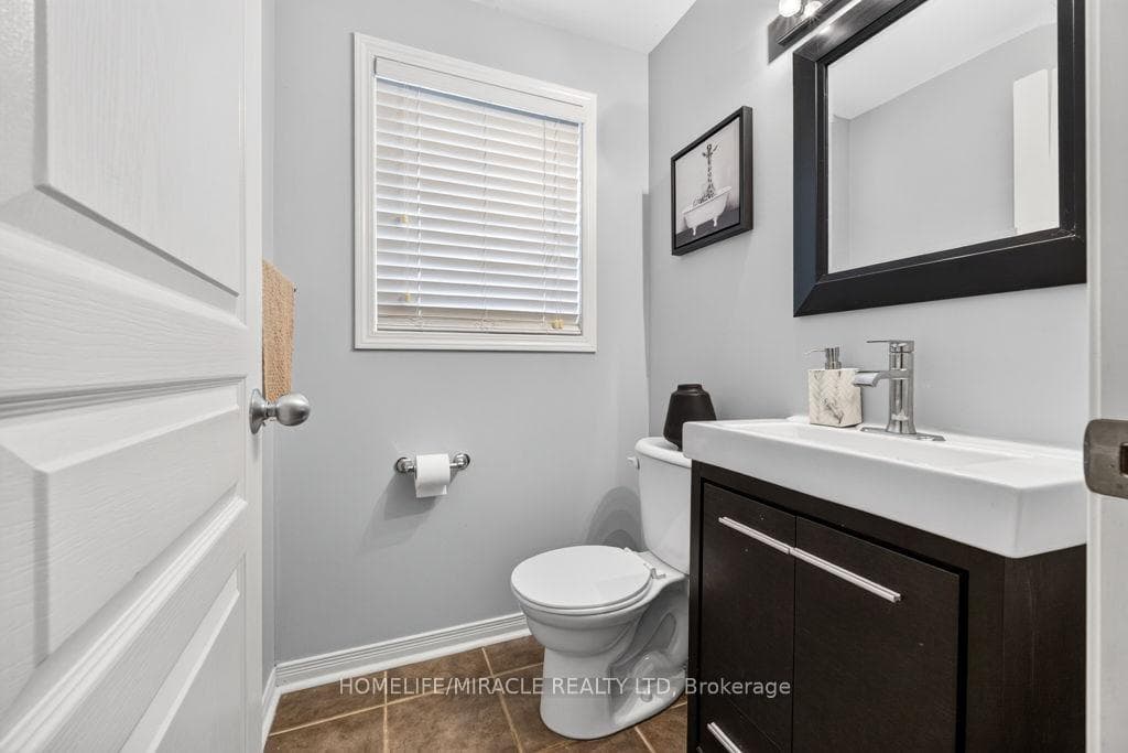 1306 Whitelaw Avenue photo 36