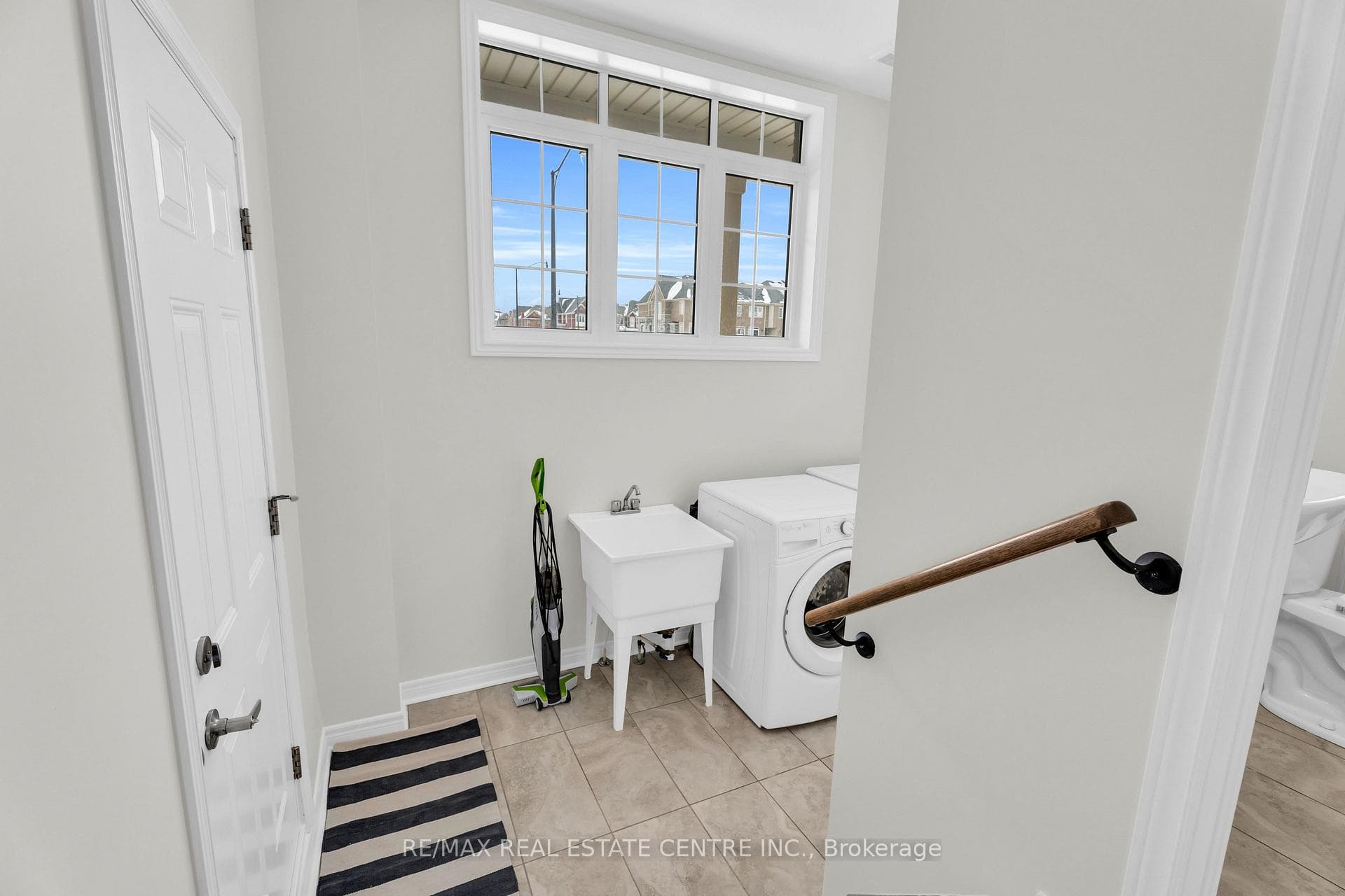 1 Perdita Road photo 27