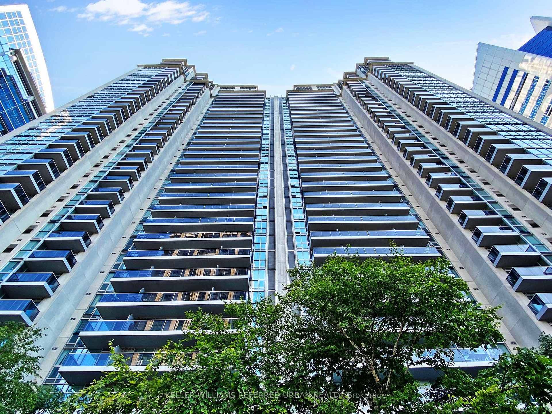 4978 Yonge Street Unit 3203 photo 2