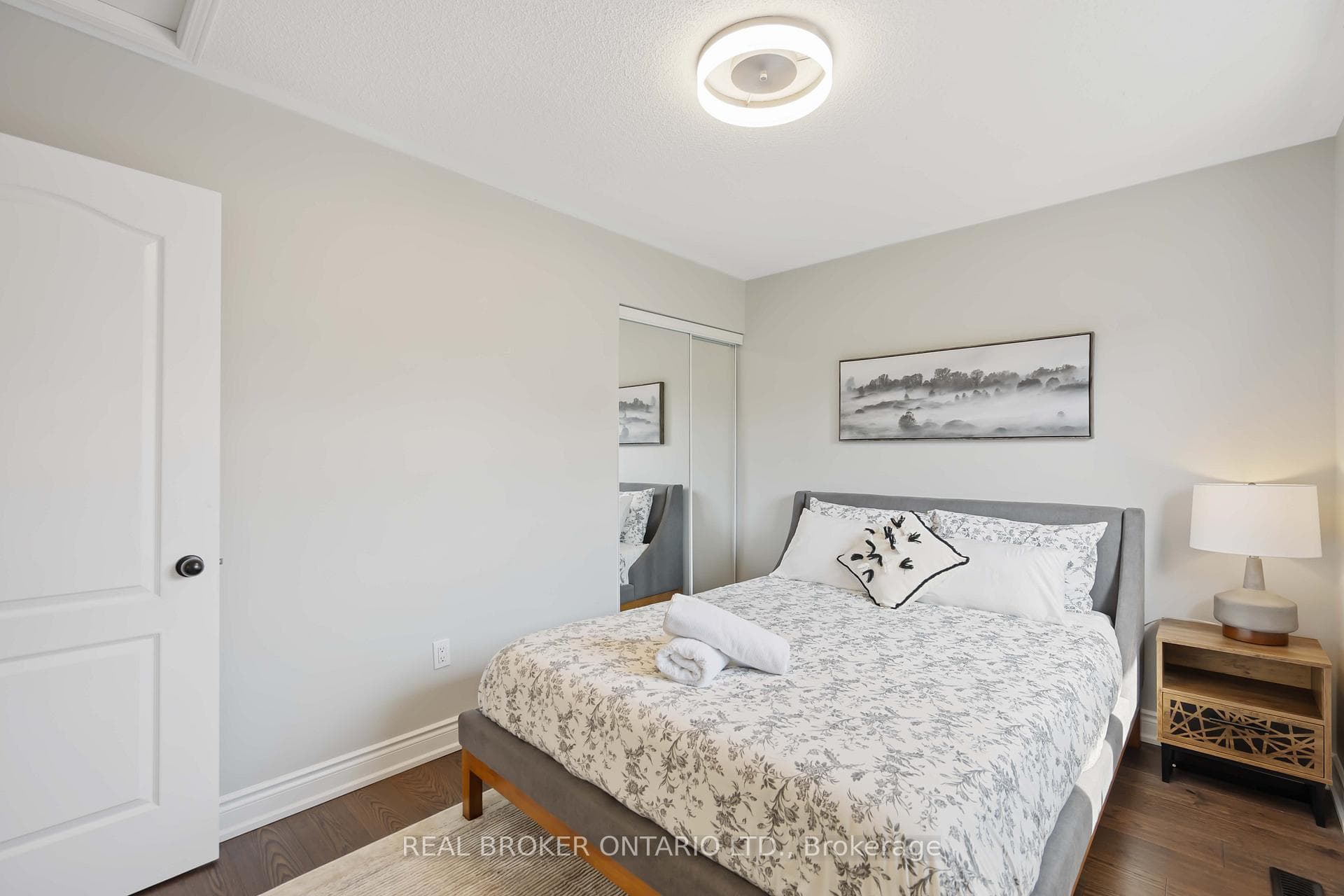 71 Lavender Place photo 13