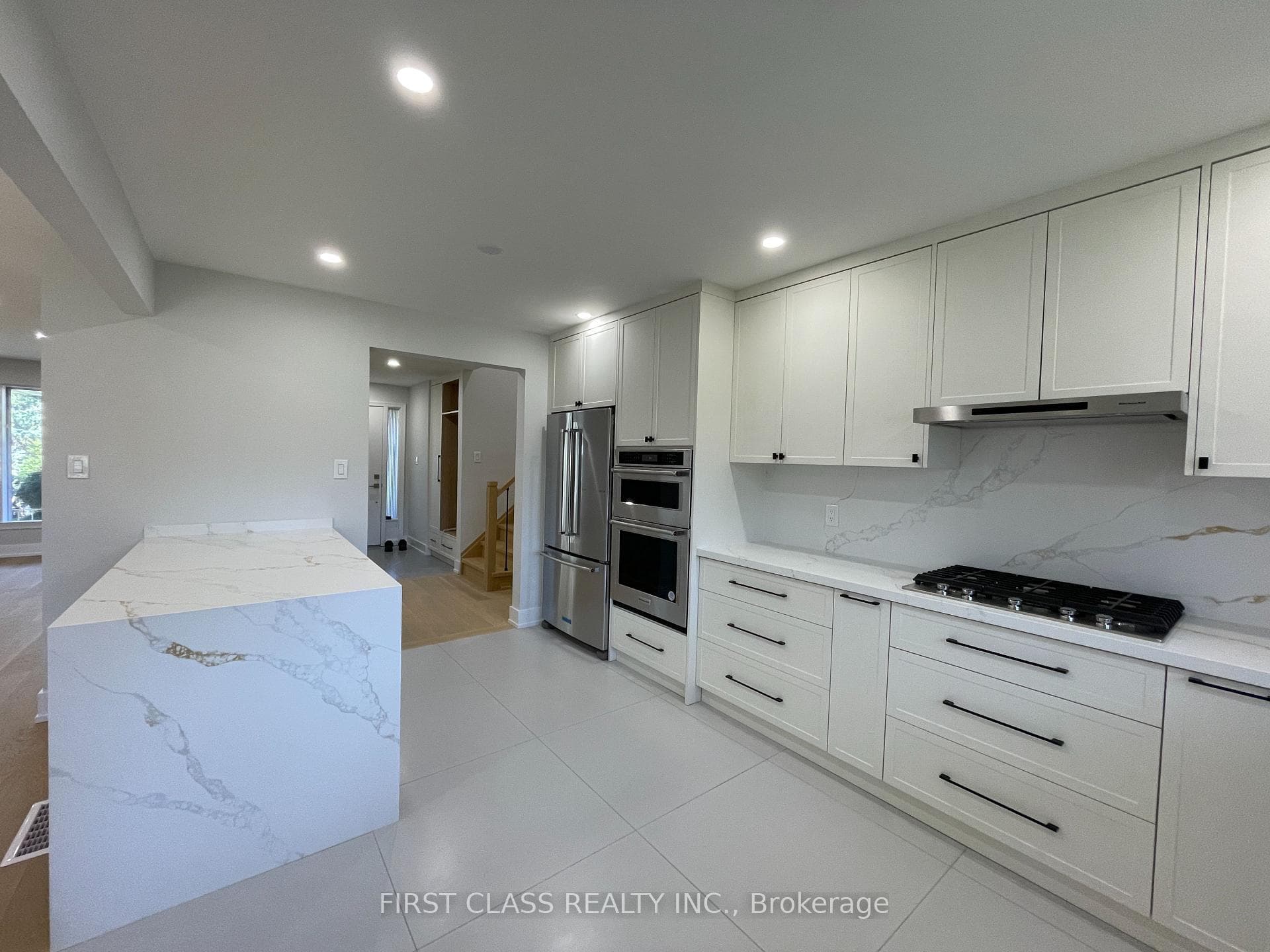 38 Denrock Drive photo 10
