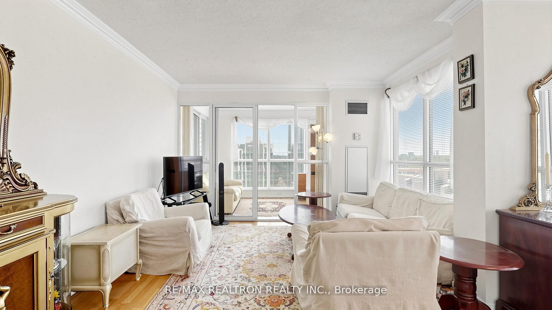 18 Hollywood Avenue Unit 1707 photo 15