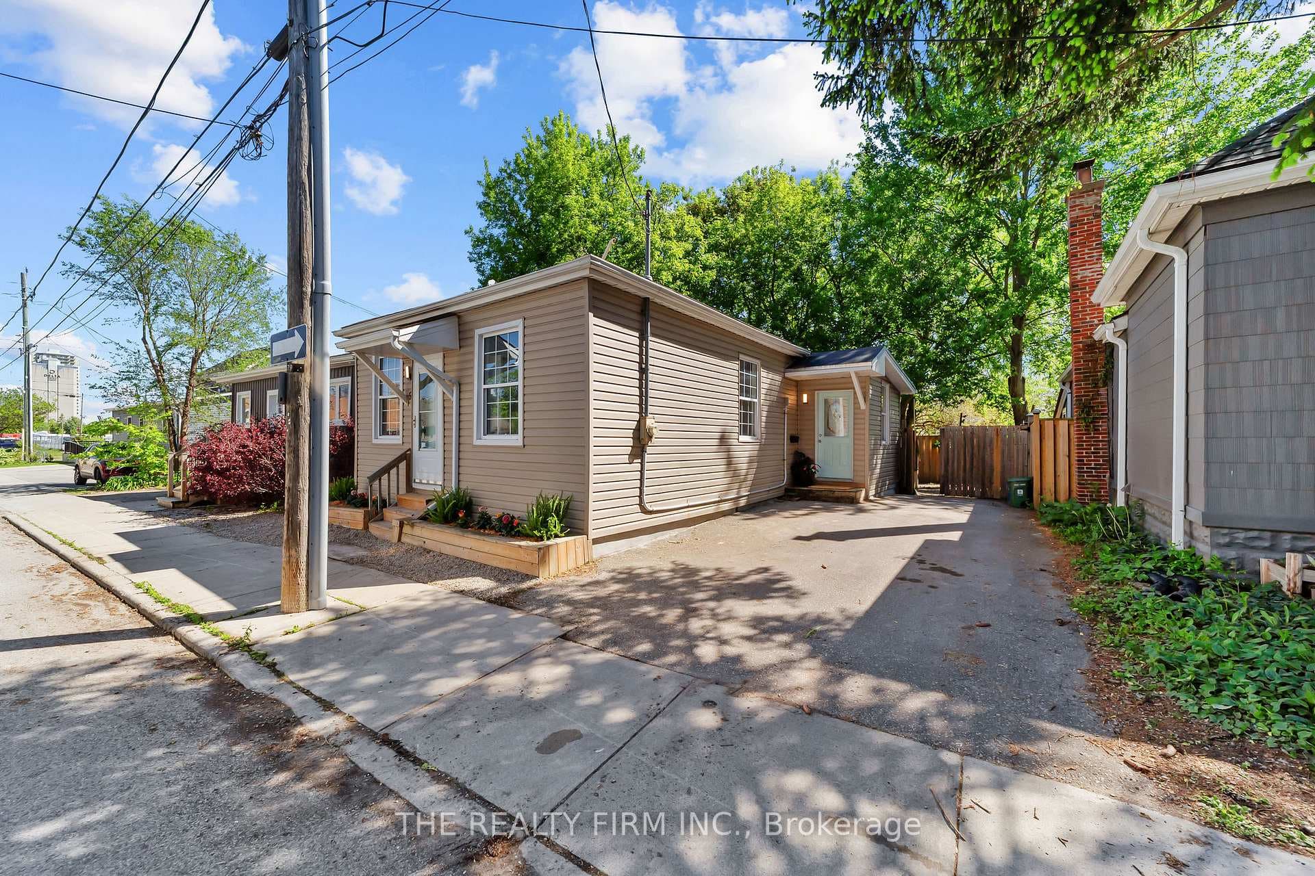 5 Henry Street photo 17