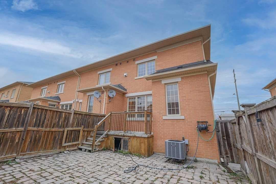 10518 Victoria Square Boulevard photo 32