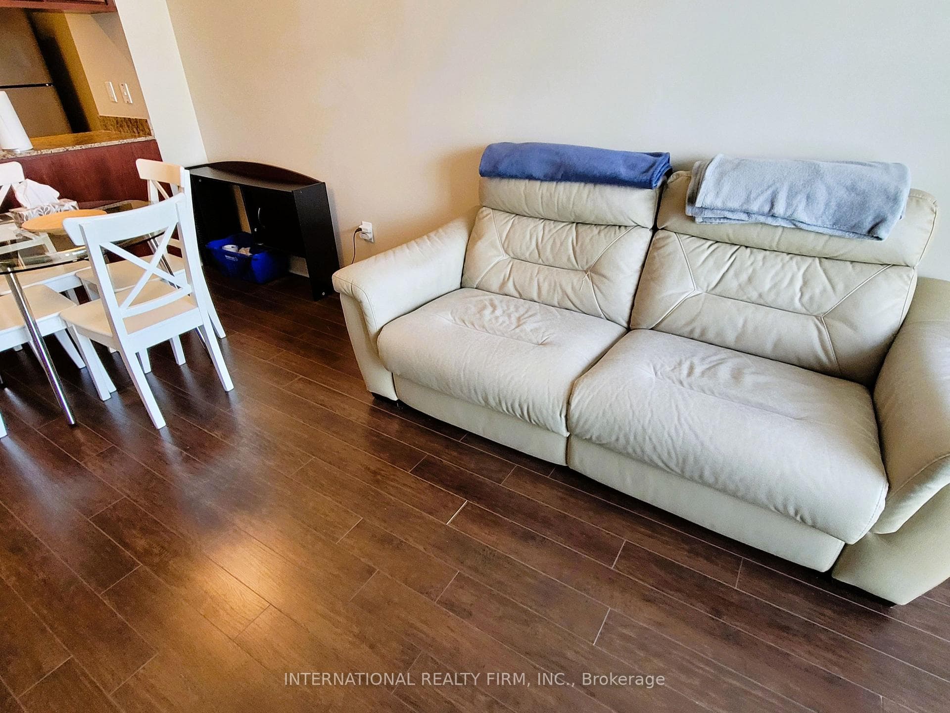 35 Mariner Terrace Unit 4008 photo 18