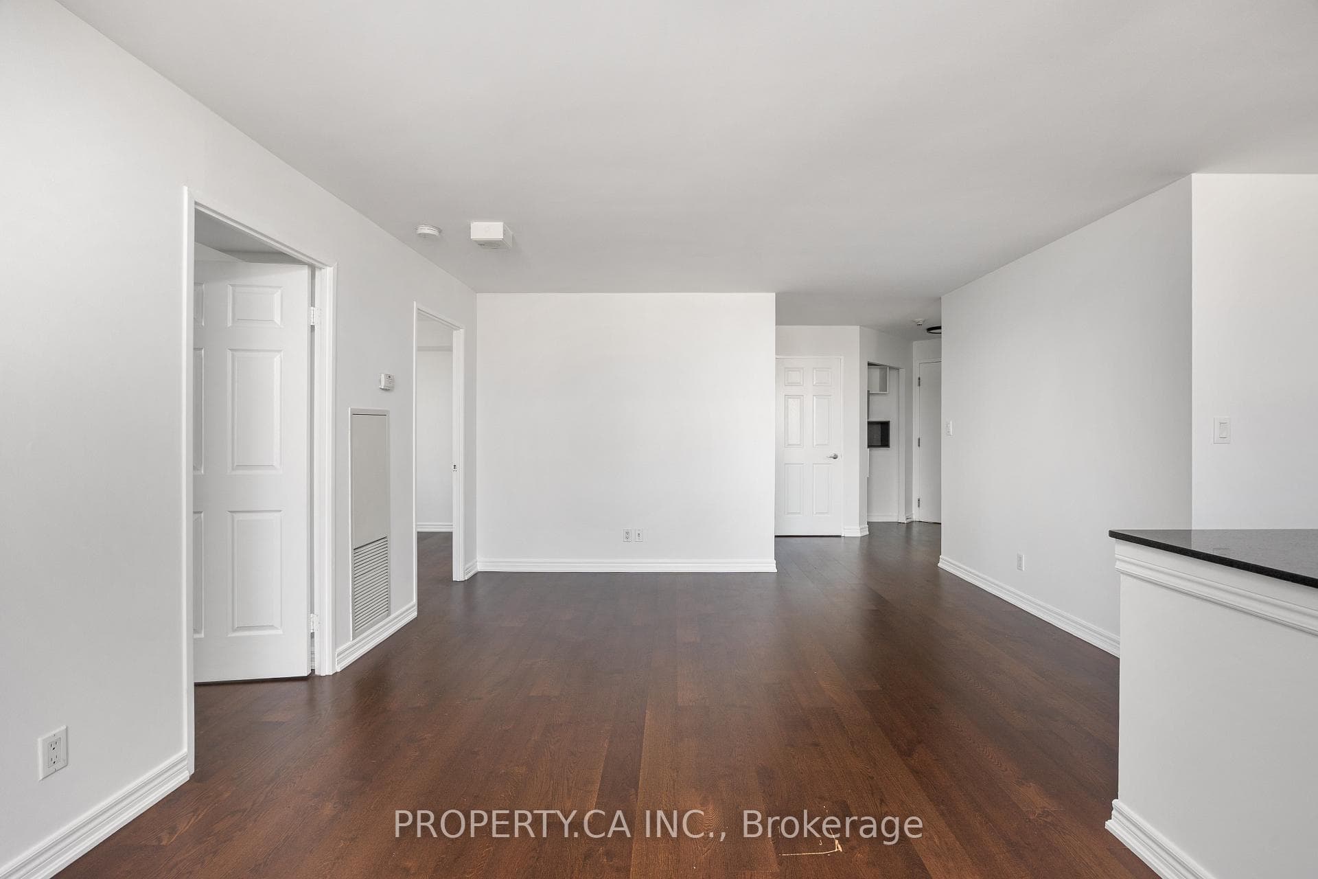1369 Bloor Street Unit 1114 photo 4