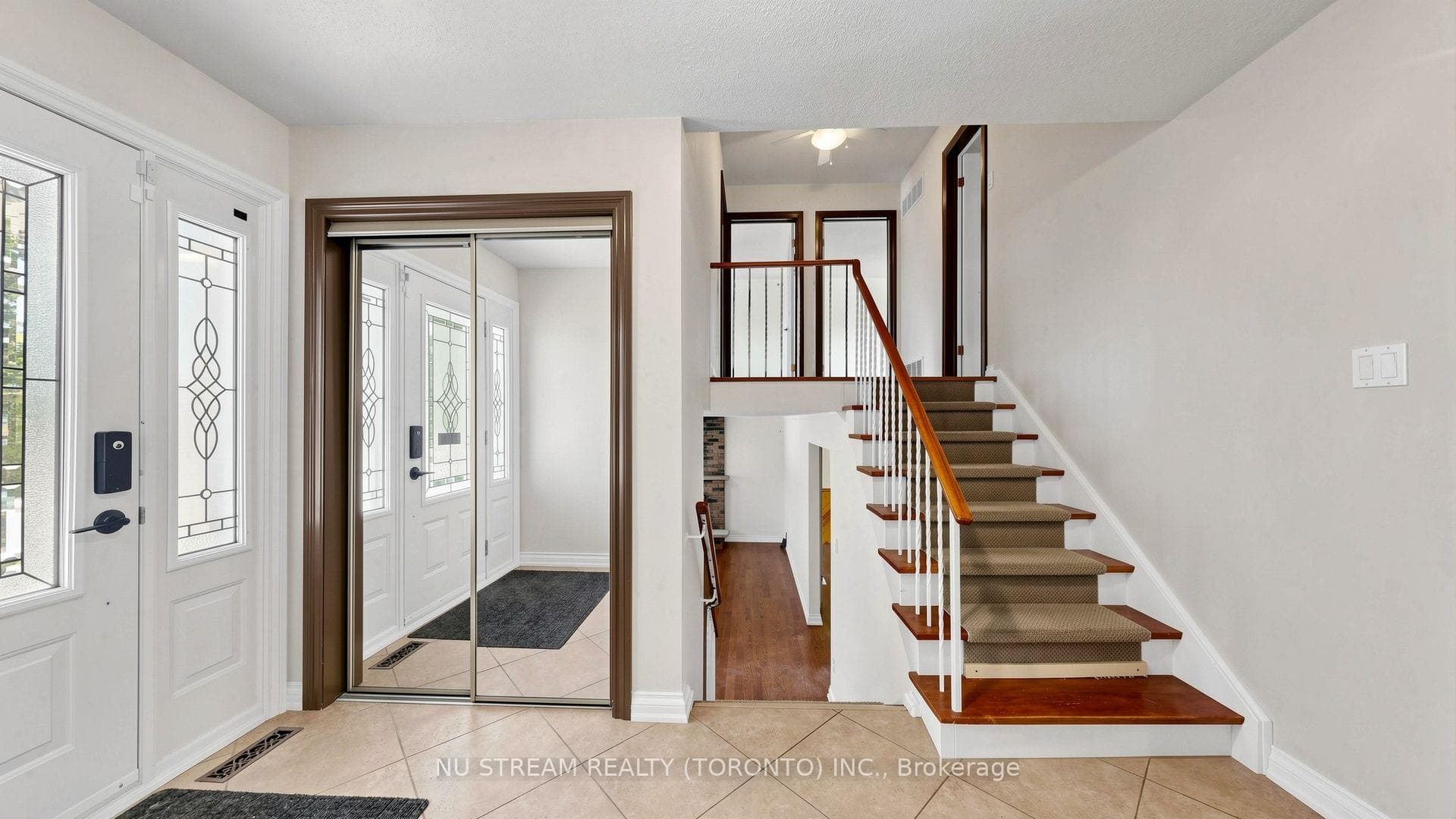 20 Blackforest Drive photo 15
