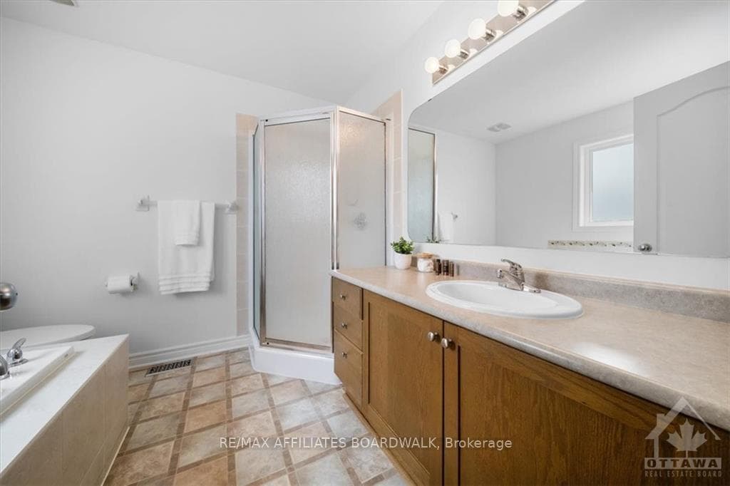 62 SELHURST Avenue photo 18