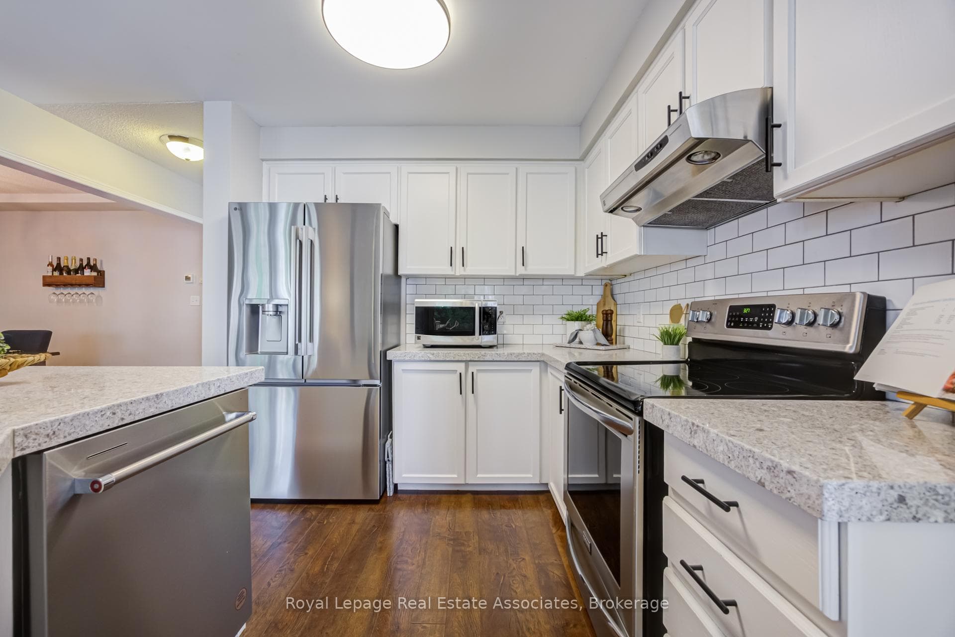 6665 Meteor Court photo 6