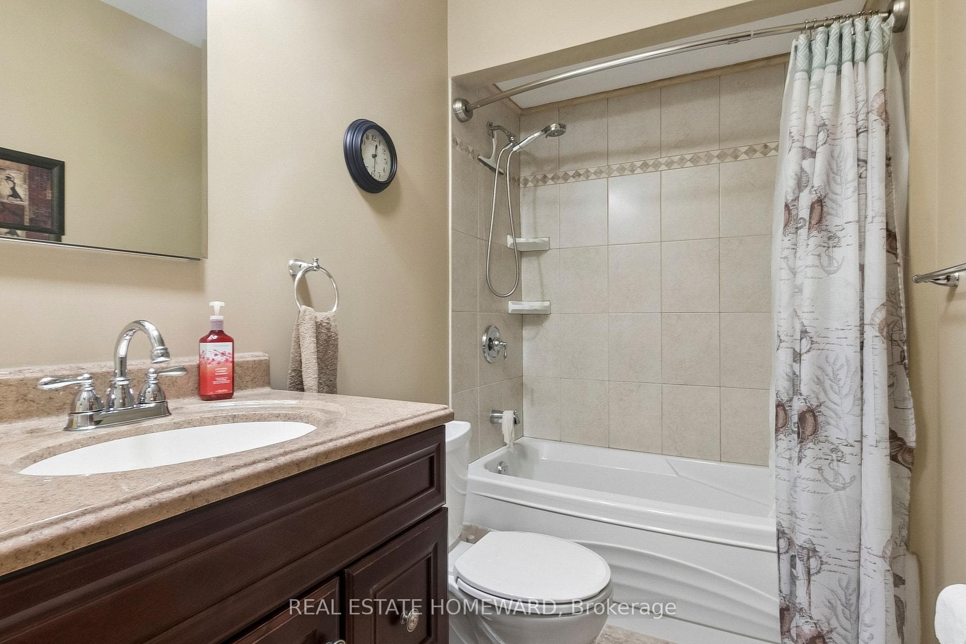 94 Rochman Boulevard photo 21