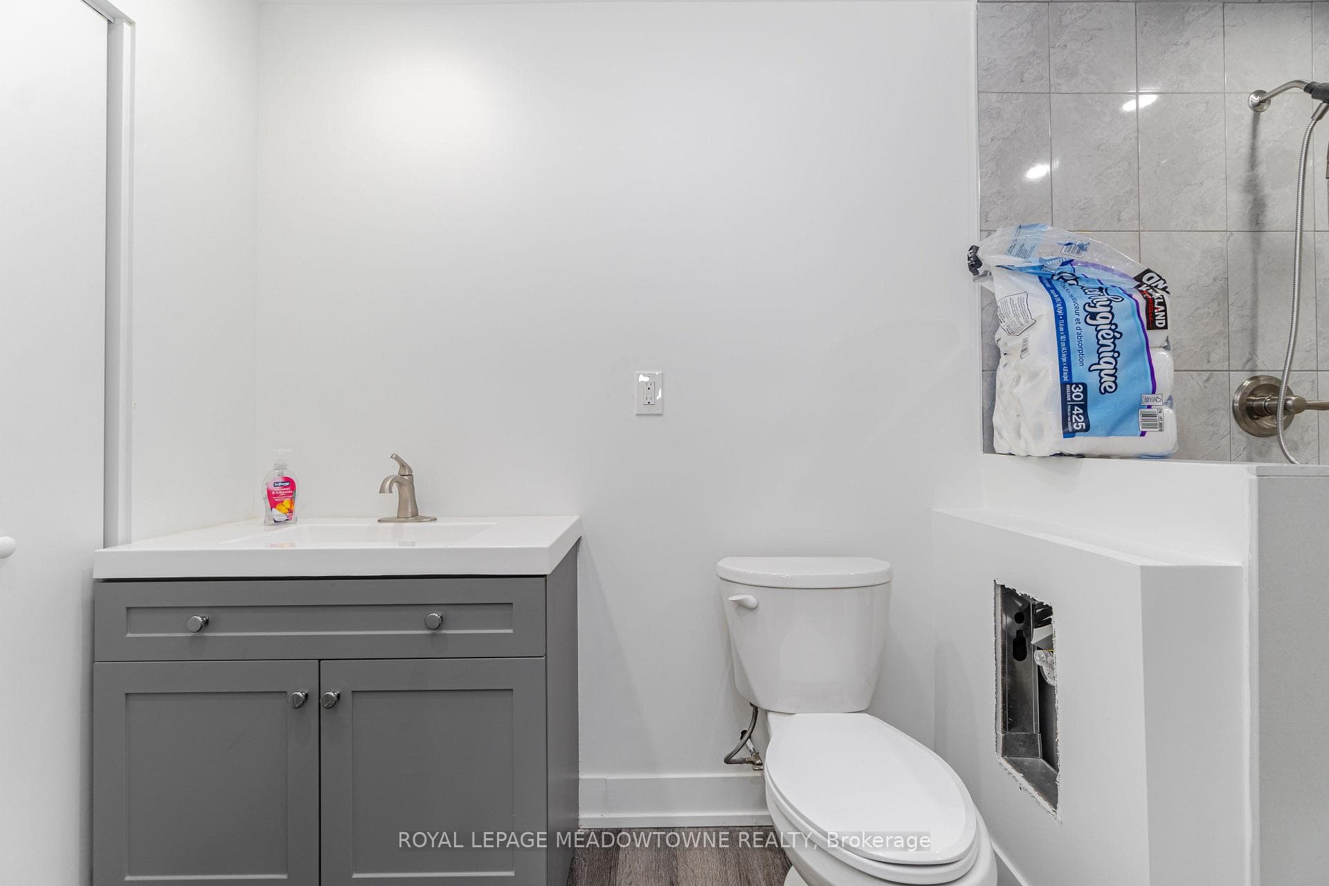 17-830 Rowntree Dairy Road, Vaughan