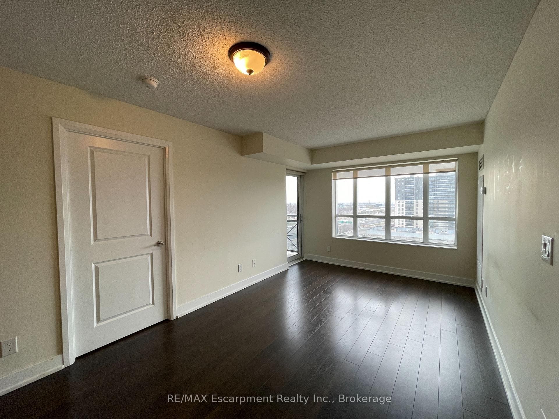6 Eva Road Unit 907 photo 12