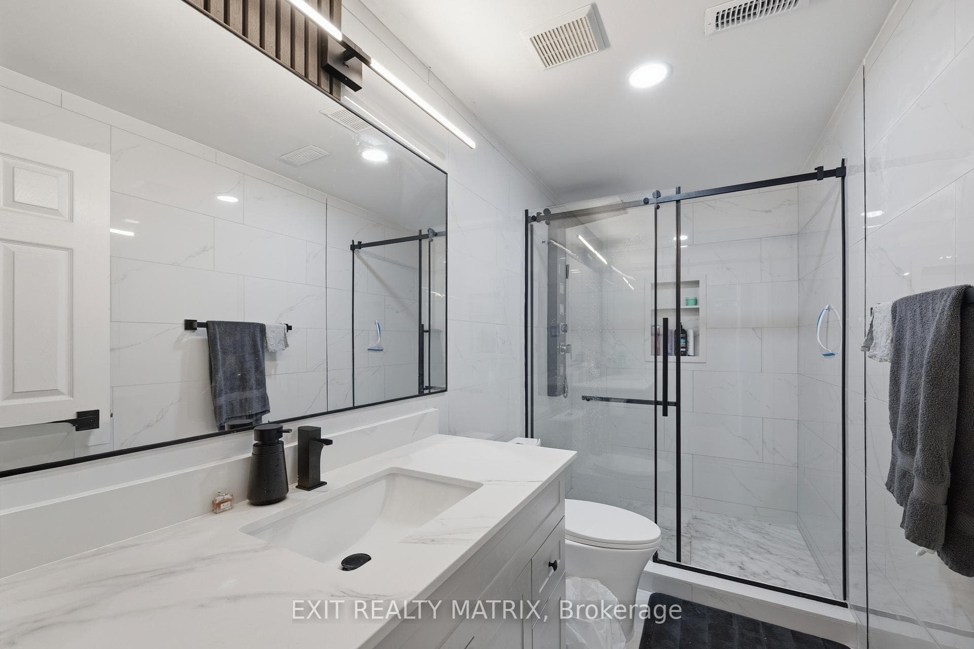 1511 Rumford Drive photo 11