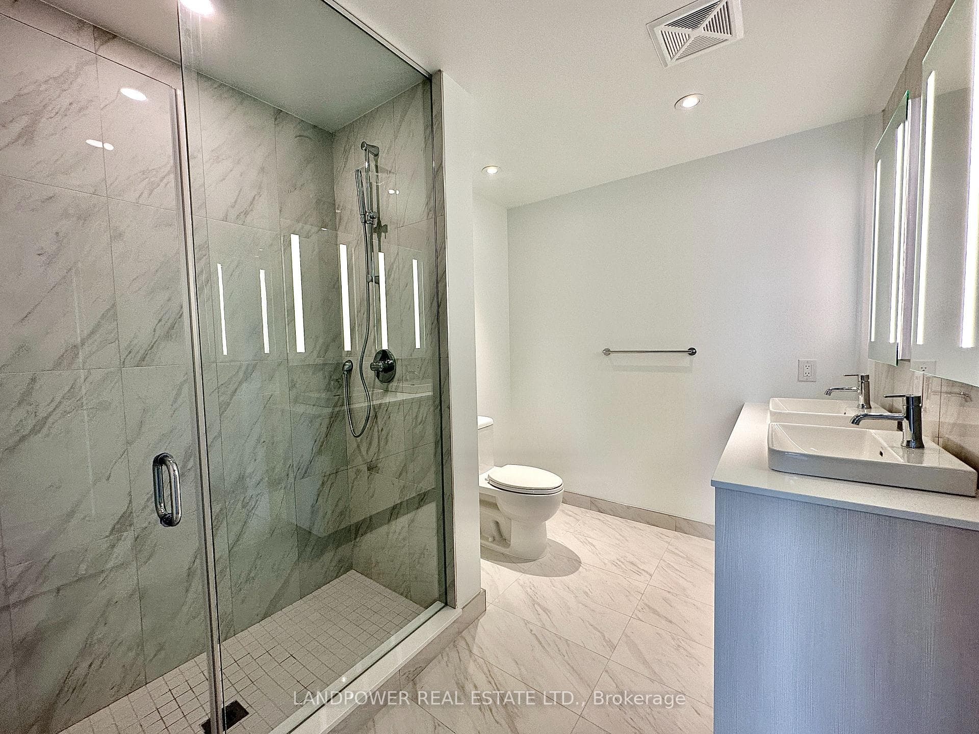 PRIMARY 4 PC ENSUITE