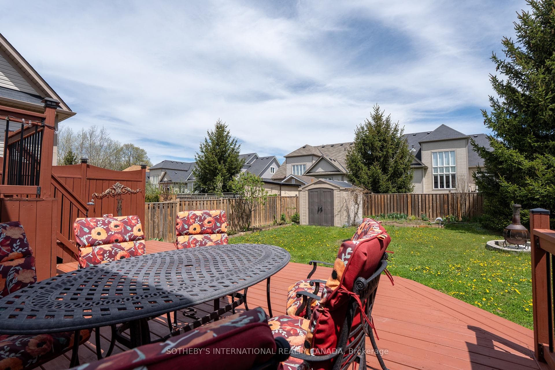 19 Grand Poplar Lane photo 24