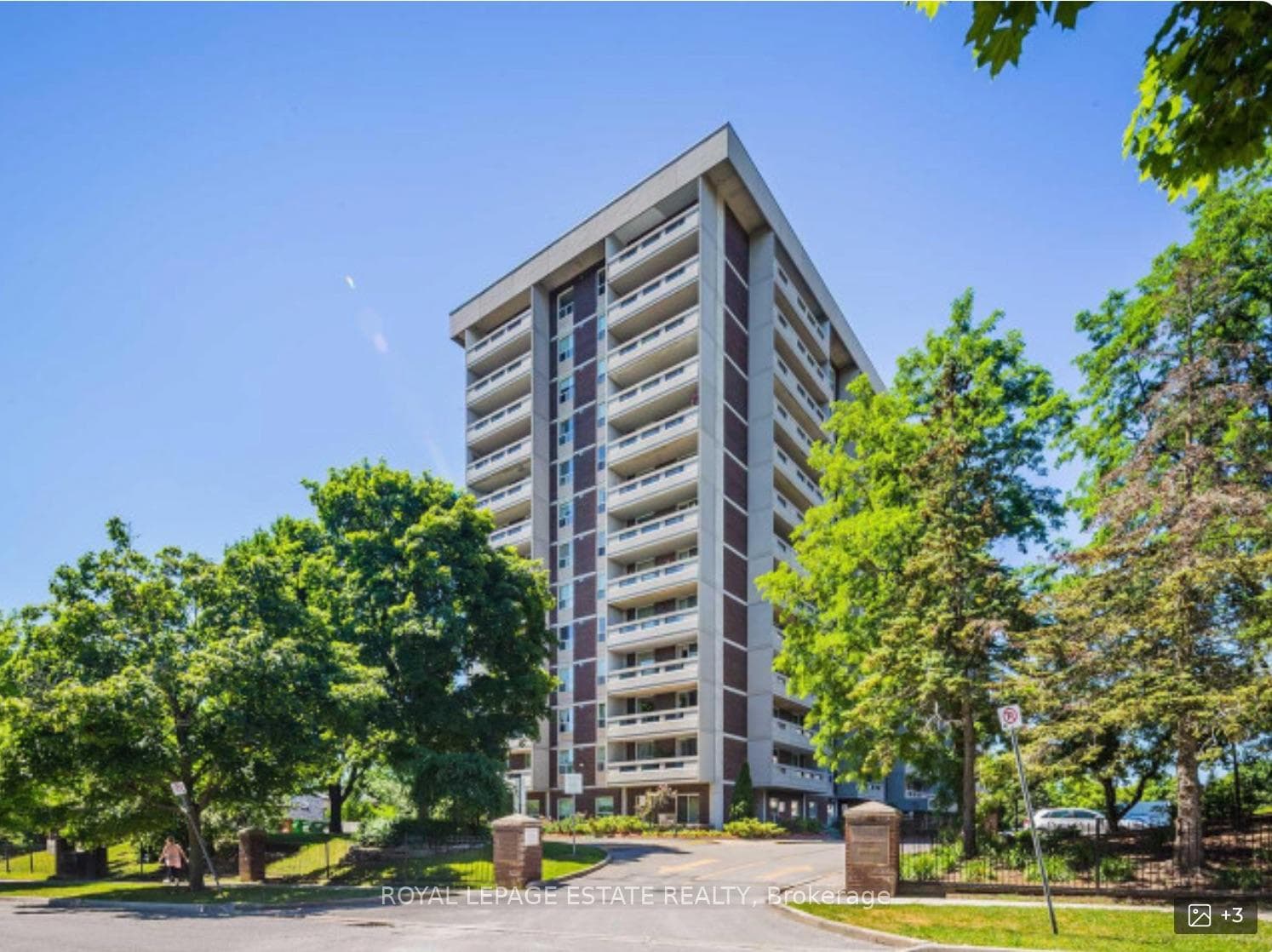 50 Inverlochy Boulevard Unit 1004 photo 1