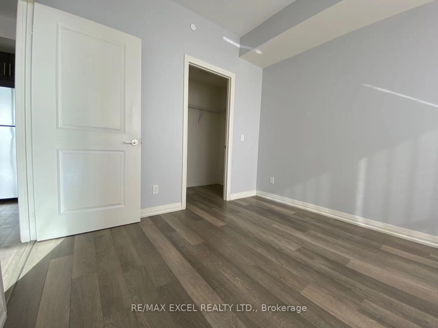 9506 Markham Road Unit 903 photo 15