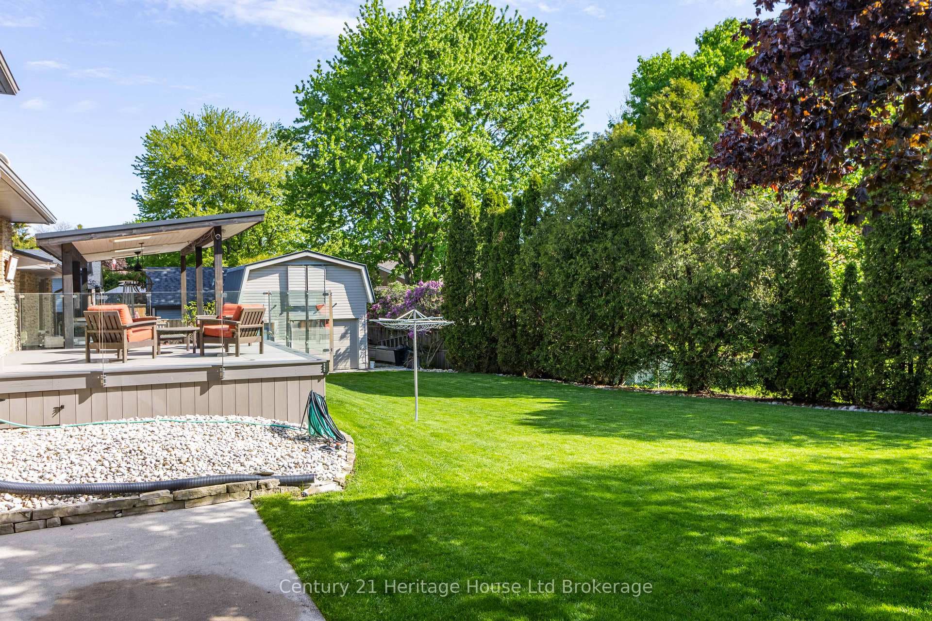 11 Millard Street photo 41