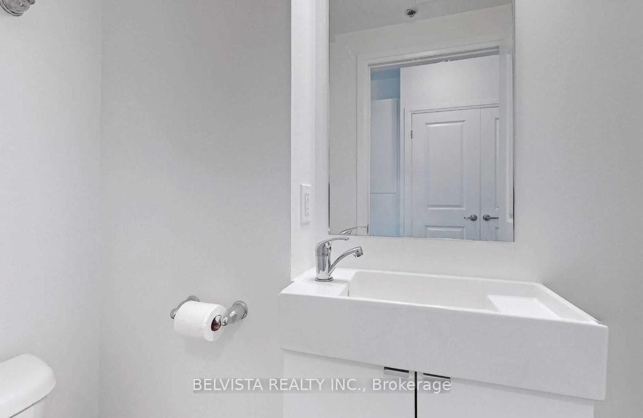 1900 Simcoe Street Unit 218 photo 16